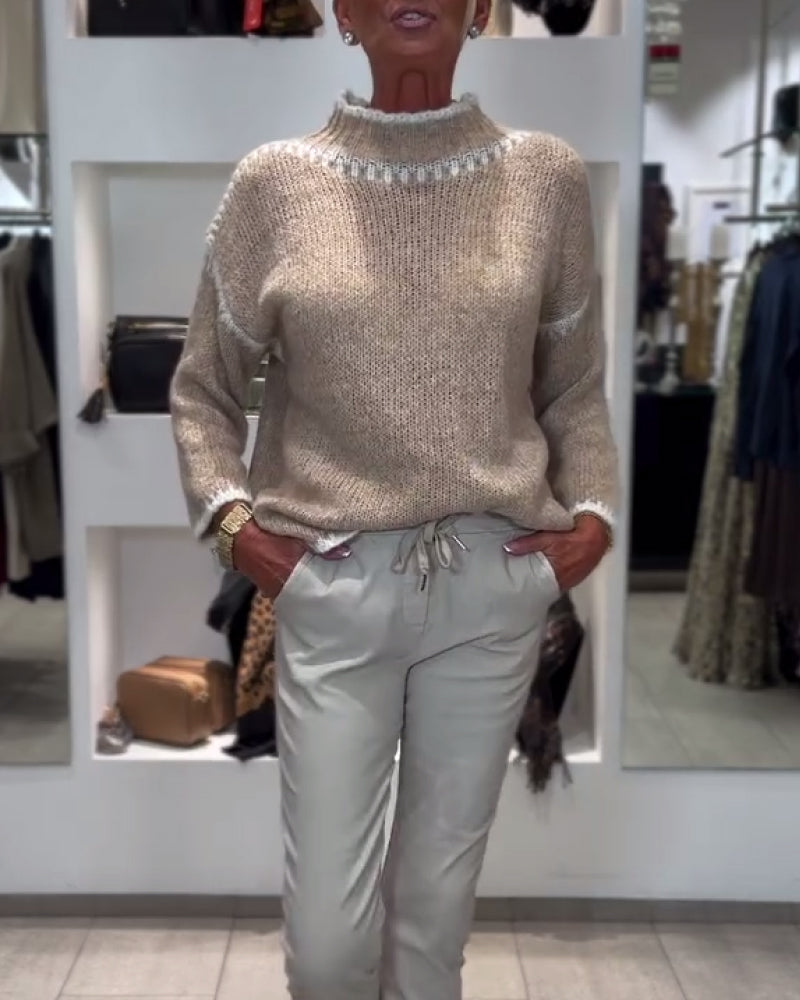 Veelzijdige Pullover Met Hoge Hals En Contrasterende Kleuren