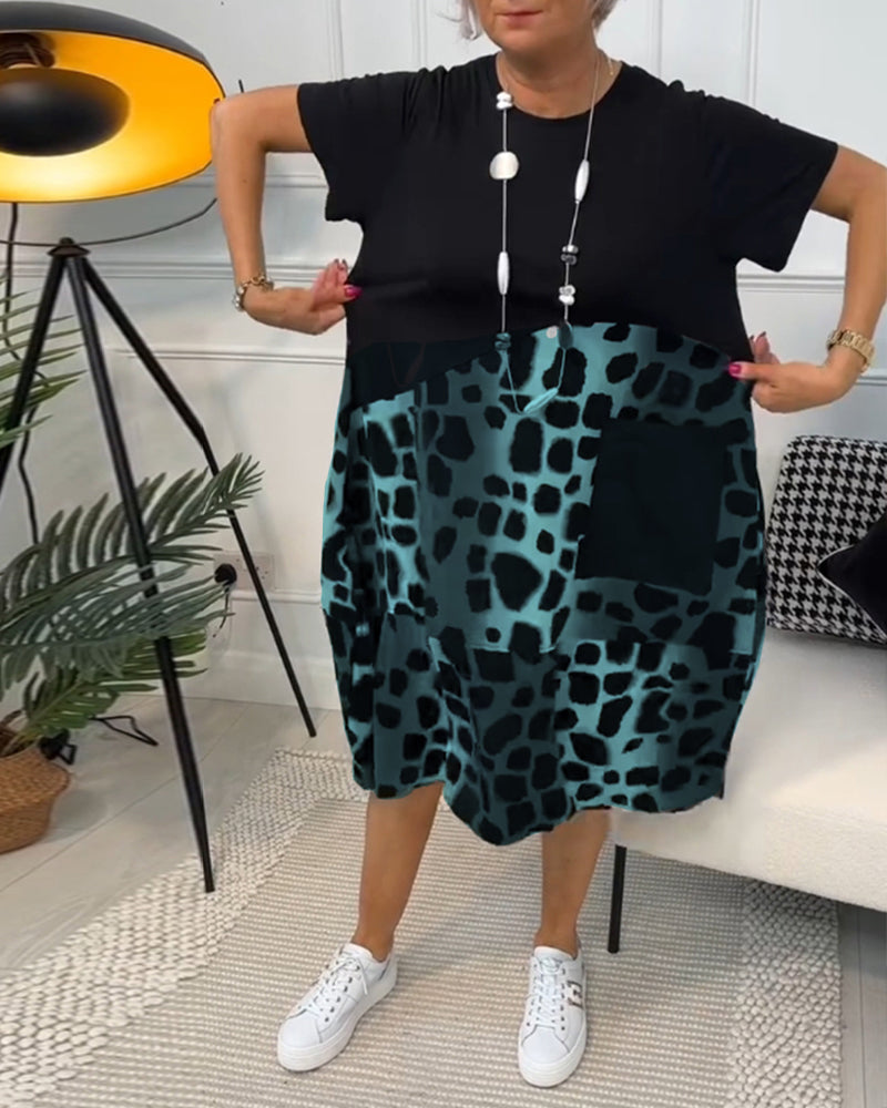 Jurk met korte mouwen en ronde hals met print