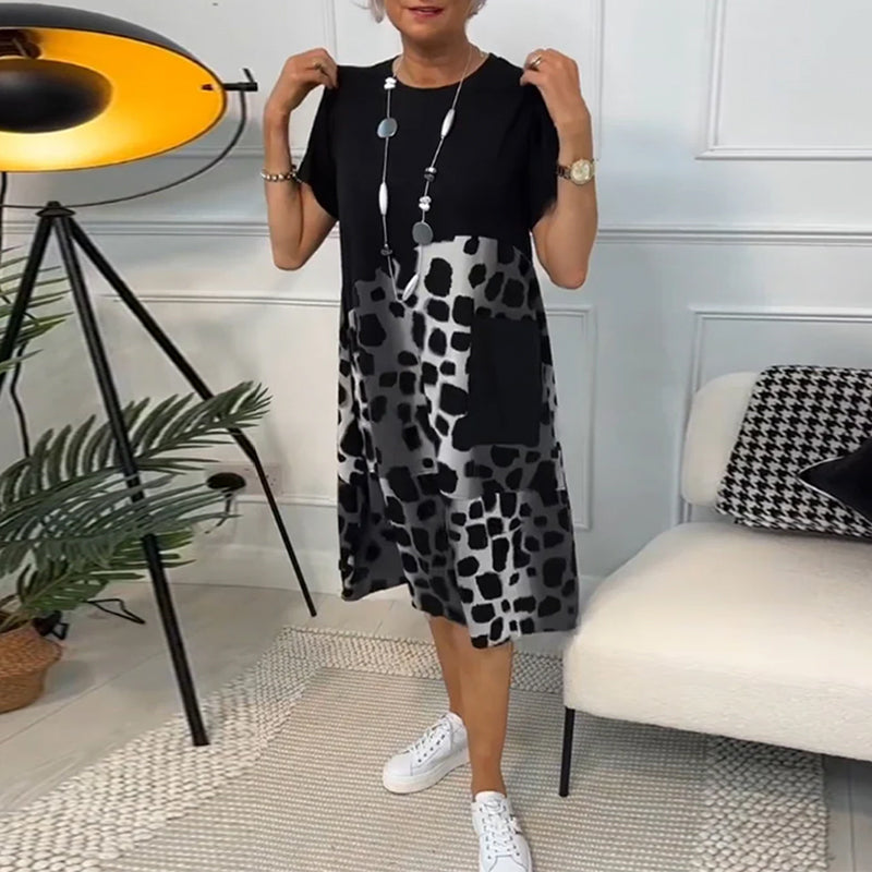 Jurk met korte mouwen en ronde hals met print