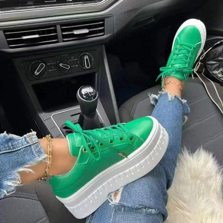 Ontspannen platform sneakers - stijlvolle dames schoenen met ergonomische hoge zool
