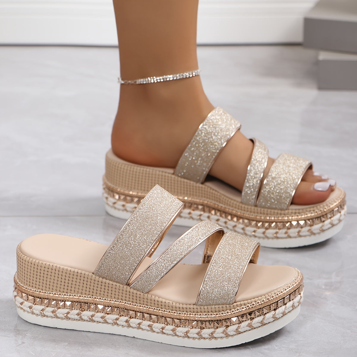 Dames platform sandalen met open neus en elegante roze glitter - voor zomerse uitjes