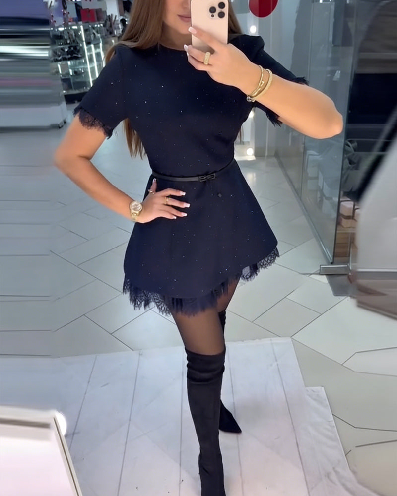 Glinsterende Kantjurk Met Korte Mouwen En A-Lijn