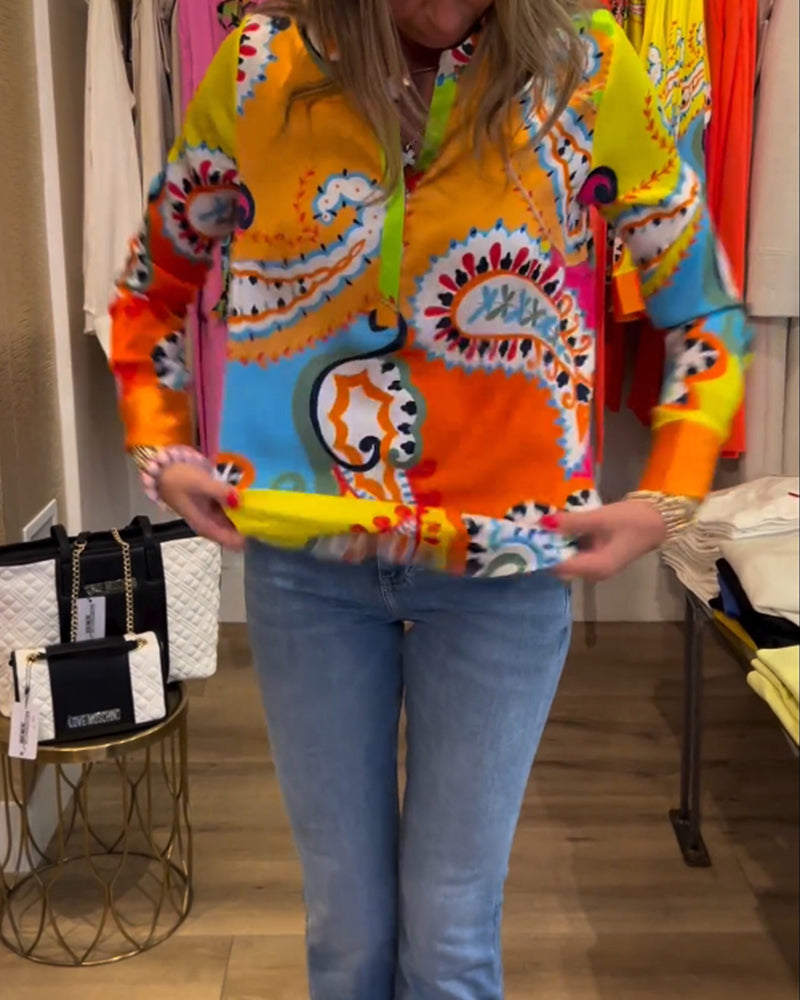 Blouse met lange mouwen en kleurrijke V-hals met print