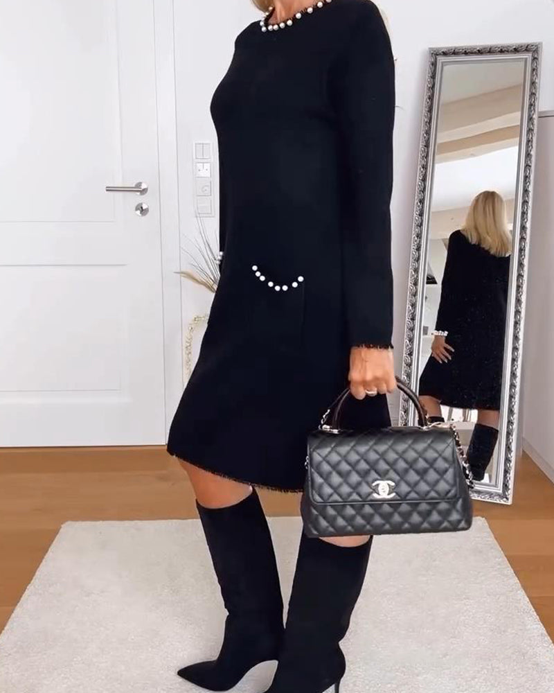 Gebreide Jurk Met Ronde Hals Kralen En Lange Mouwen