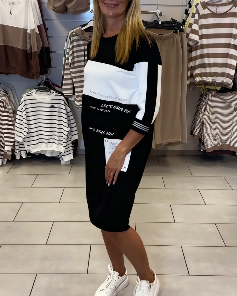 Jurk Met Contrasterende Panelen