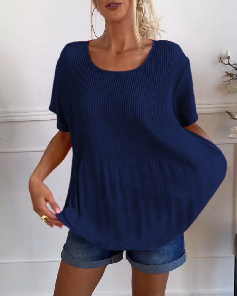 Effen gekleurde geplooide blouse met ronde hals