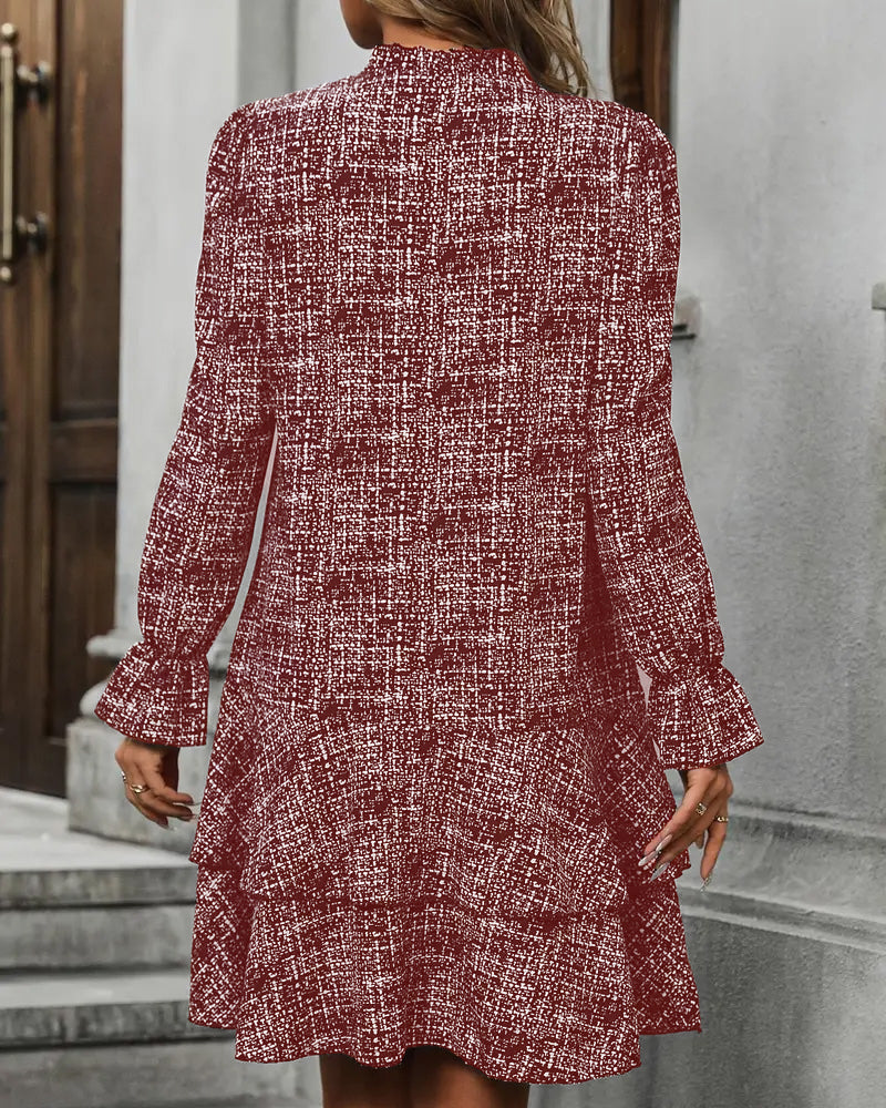 Elegante Jurk Met Uitlopende Mouwen En Strepen