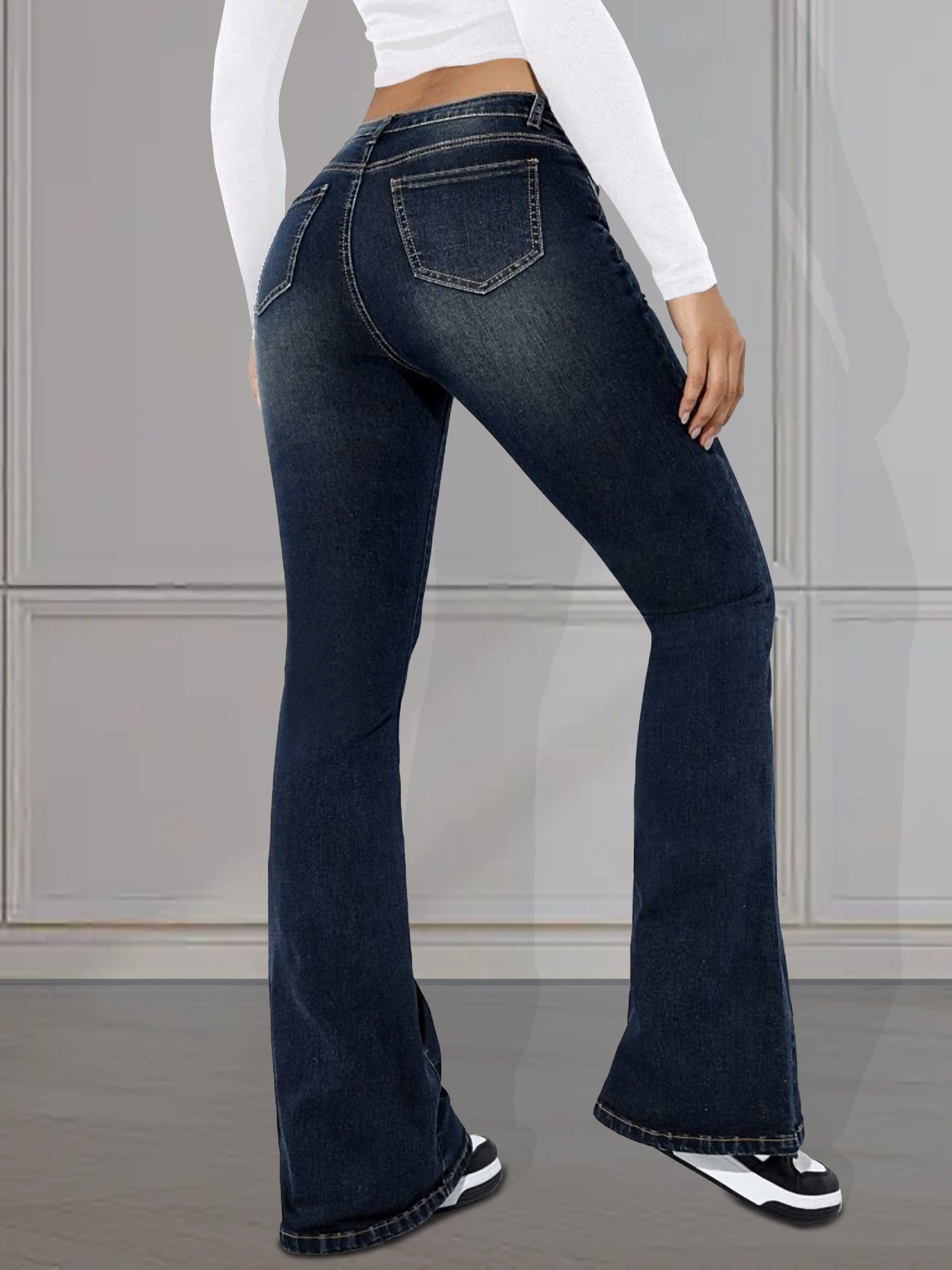 Uitlopende jeans - trendy zeeblauwe damesdenim