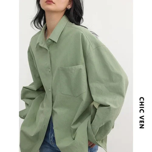 Groene oversized blouse met borstzak