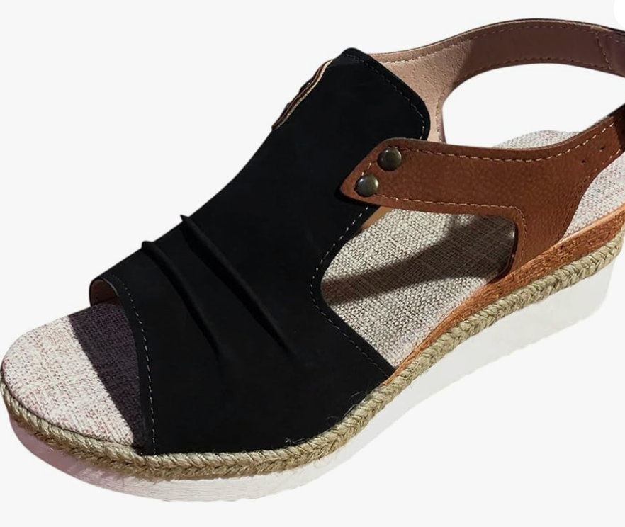 Zwarte en bruine sleehaksandalen