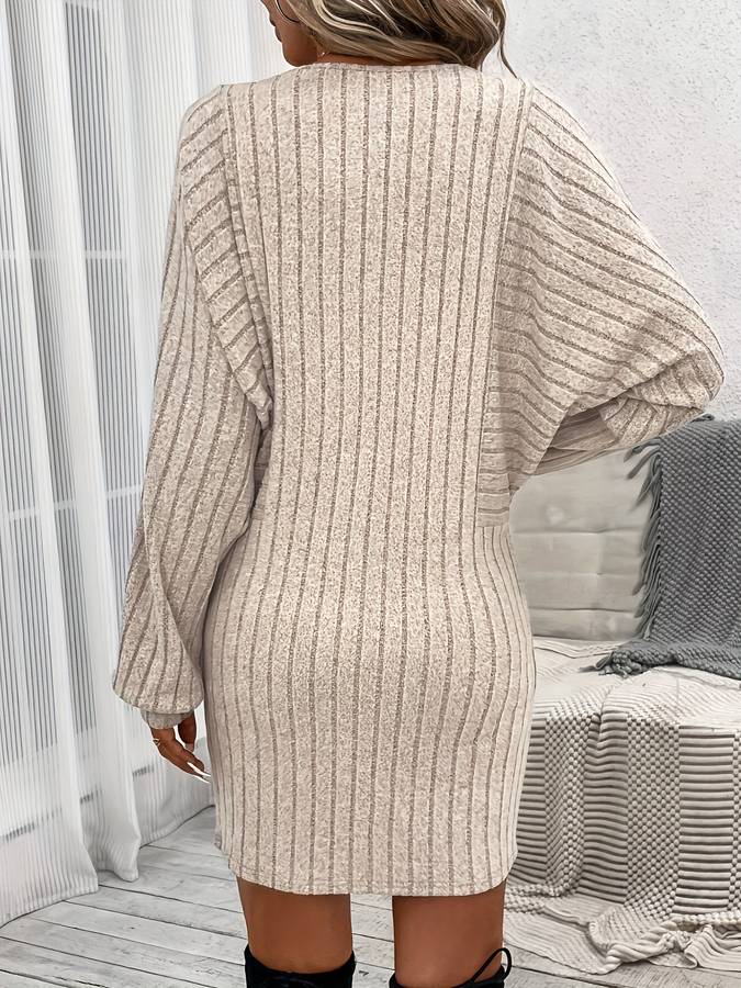 Casual beige gebreide jurk voor dames met ballonmouwen - elegante ribbed bodycon stijl voor een theepartijtje