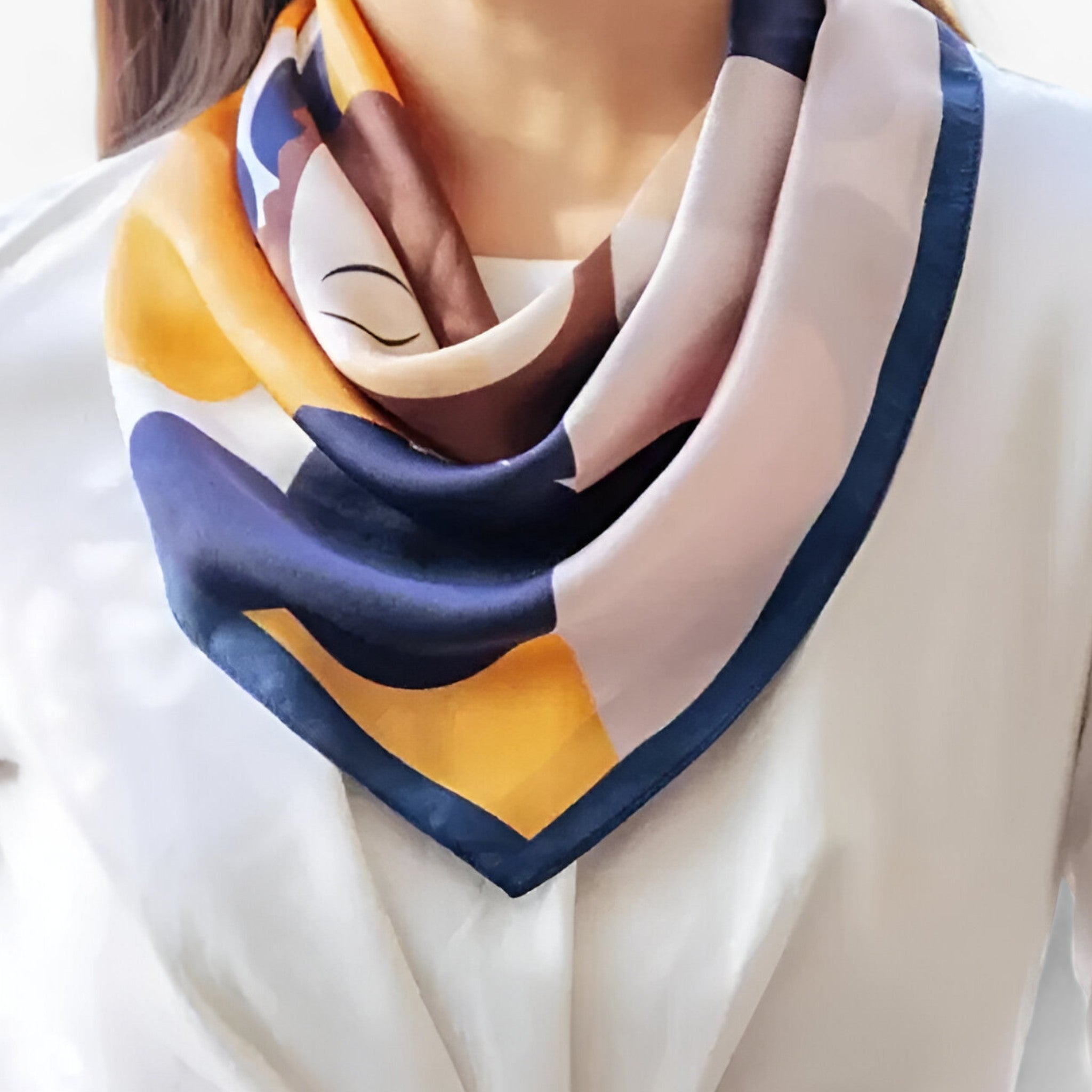 Zijde sjaal - elegante gedessineerde damesaccessoire